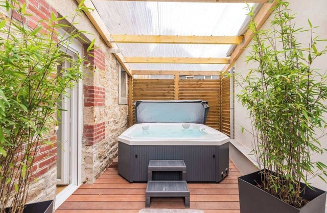 Charmant Duplex avec jacuzzi, Guingamp centre