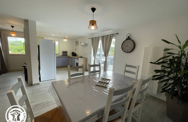 "Charmant gîte en campagne, proche plages et Passage du Gois, avec terrasse et jardin"
