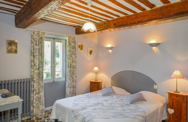 Charmante Chambre D'hôte au Coeur de la Provence, à Venasque