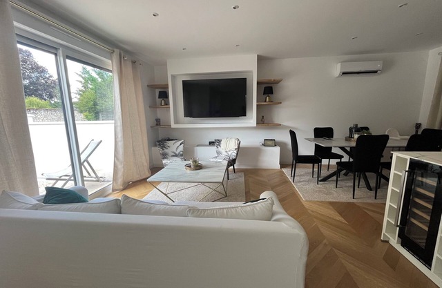 Charmante Maison Proche Tours