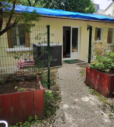 Charmante petite maison à 15 min de Paris