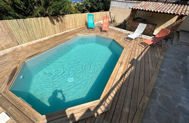 Charmante Villa Avec Piscine, vue mer sur la Commune de Furiani Proche de Bastia