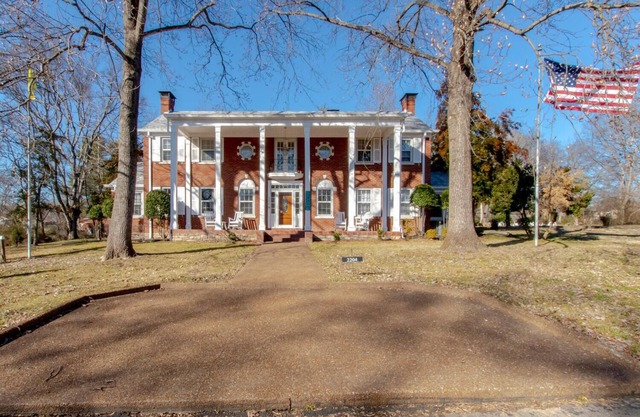 Charmed Manor - 5mi to DT, Opry & Airport