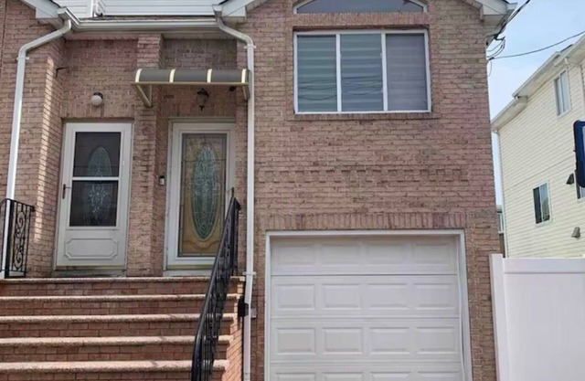 Charming 1 Bdr Apt. First floor, private, safe, in serene SI, near all!