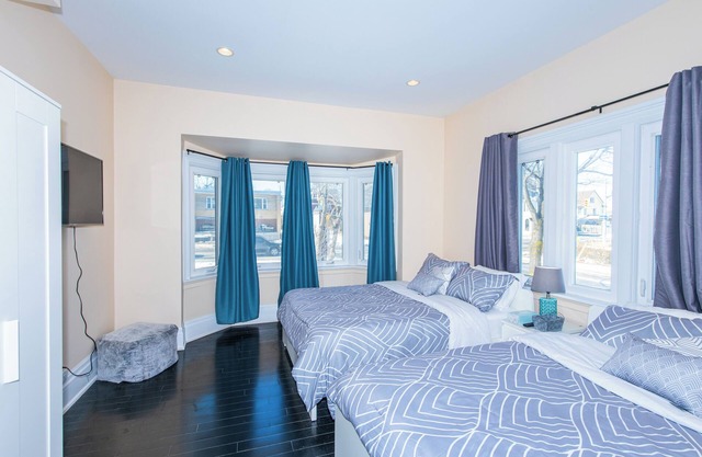 Charming 1-Bedroom Retreat with Central Air – Prime Location!"