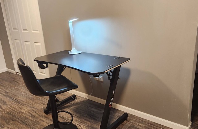 Charming 1-bedroom apartment in Saint John with AC, WiFi