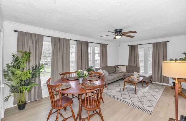 Charming 1-Bedroom Apartment in Historic Sanford – Ideal for Long-Term Stays