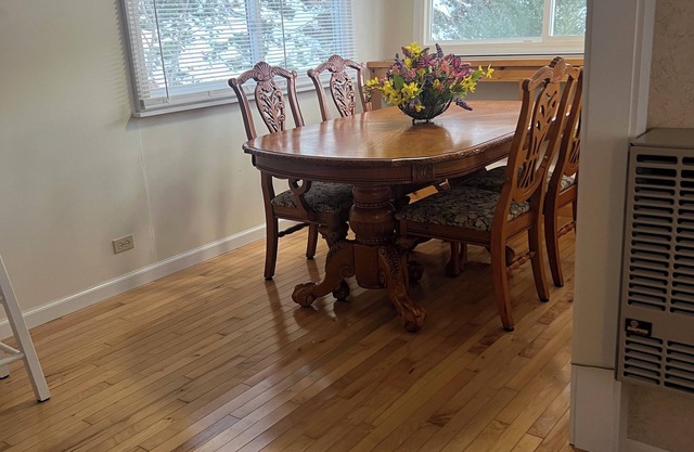 Charming 1-bedroom house with WiFi, AC in enchanting Burnsville