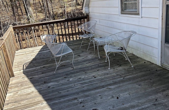 Charming 1-bedroom house with AC, WiFi in fabulous Big Sandy