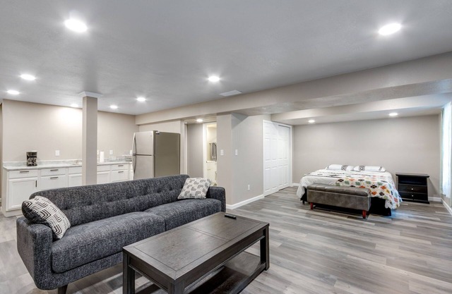 Charming 1-bedroom apartment in Fort Collins- Pet friendly