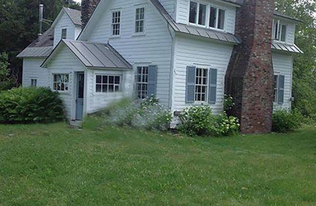 Charming 1830 Farmhouse