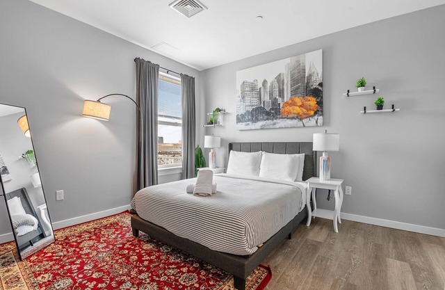 Charming 1BR Near Encore 7232