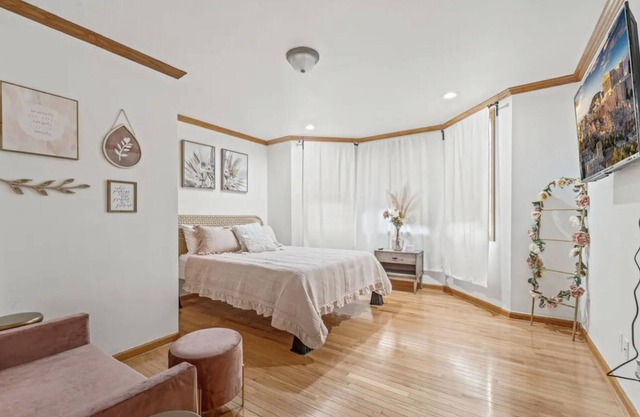 Charming 2 BD 2 BATH Apartment in Chinatown