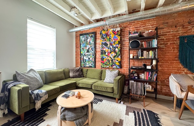 Charming 2-bed house with an office in marvelous & popular Fishtown Philadelphia