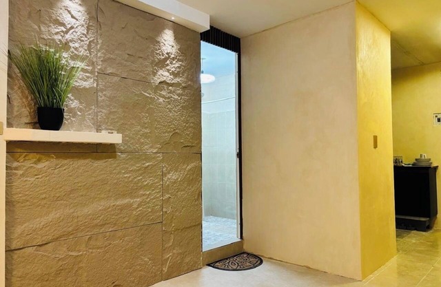 Charming 2-bedroom apartment in delightful huatulco with WiFi, AC