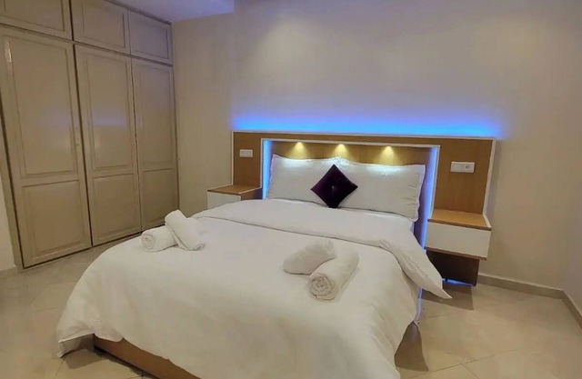 Charming 2-bedroom apartment with WiFi, AC in amazing Agadir