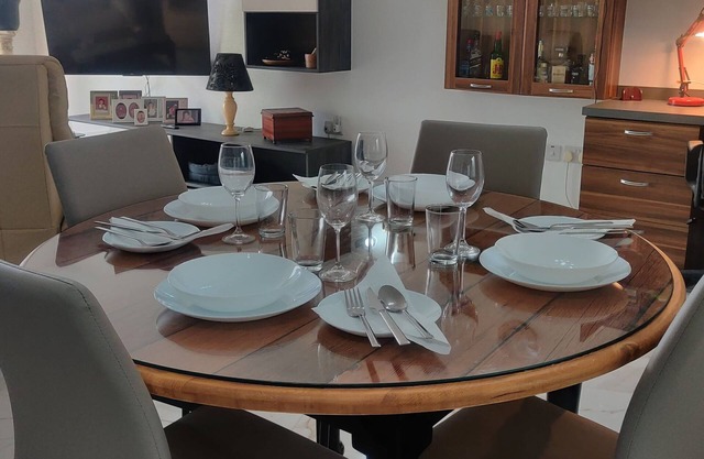 Charming 2-bedroom apartment with AC, WiFi in enjoyable Gozo, Malta