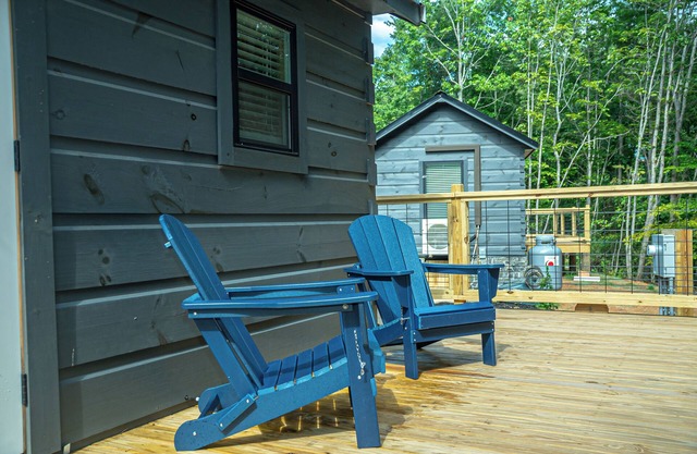 Charming 2-bedroom cabin near Lake James and Bones Jones Restaurant/Pickleball