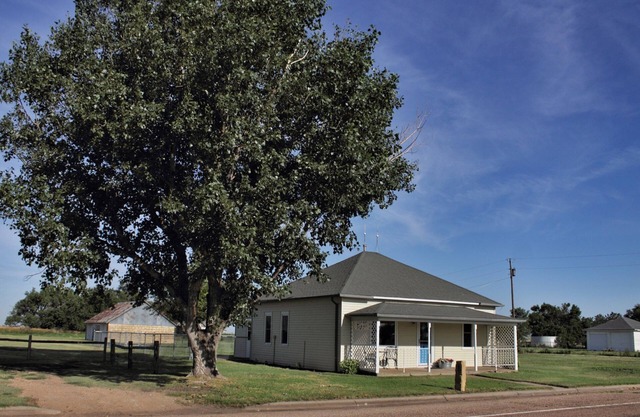 Charming 2-bedroom cottage for the perfect escape to rural living, pets welcome