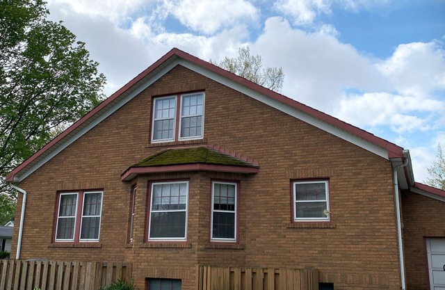 Charming 2-bedroom house with WiFi, AC in fabulous Fairbury