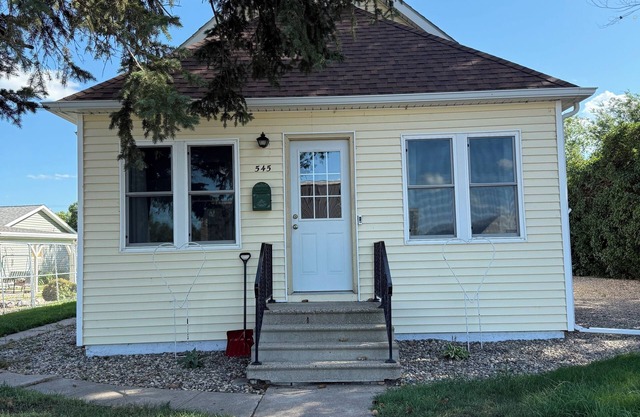 Charming 2-bedroom house in picturesque Harvey with AC