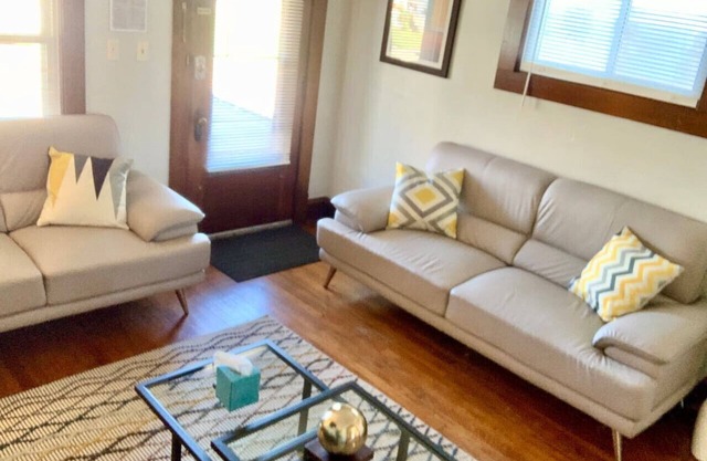 Charming 2-Bedroom Thoreau Lower