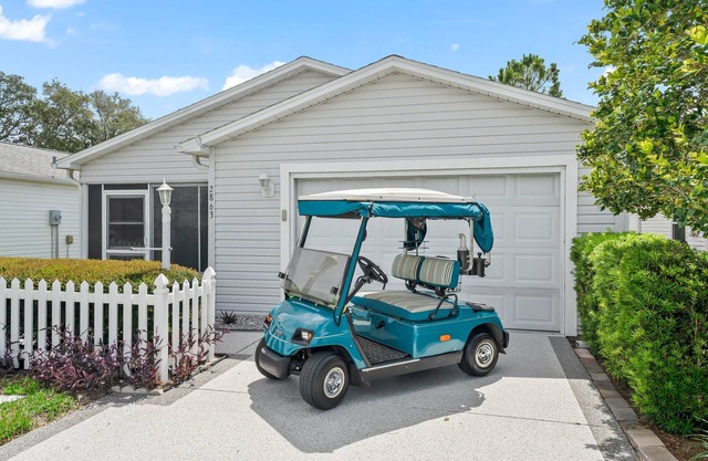 Charming 2BR Patio Villa with Golf Cart in Vibrant Village of Santiago