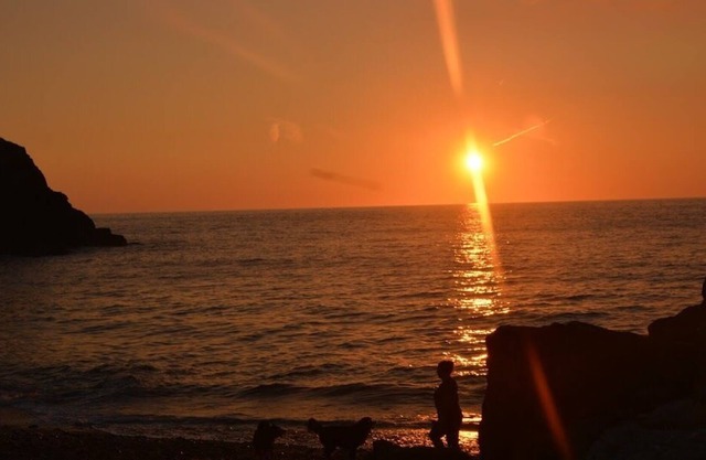 Charming 3-Bed caravan cymtydu