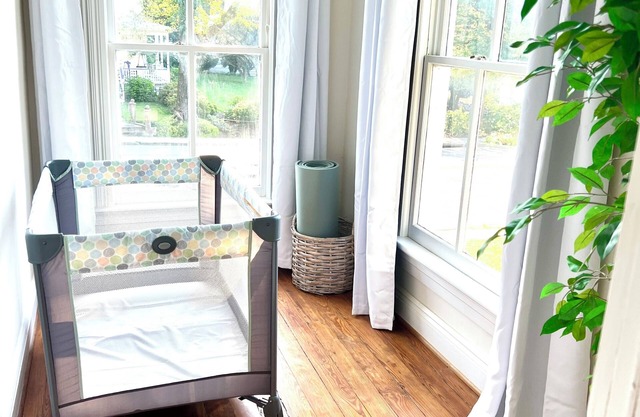 Charming 3-Bed Cottage on Main Street in Historic Gordonsville