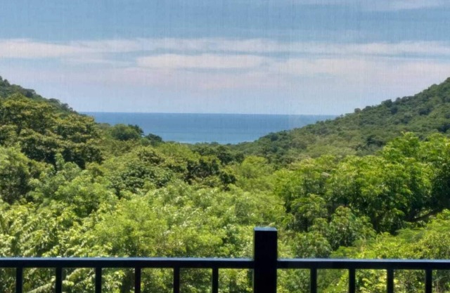 Charming 3-bedroom house with AC, WiFi in San Juan del Sur