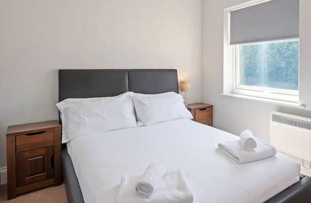 Charming 3 Bed Retreat near City Centre