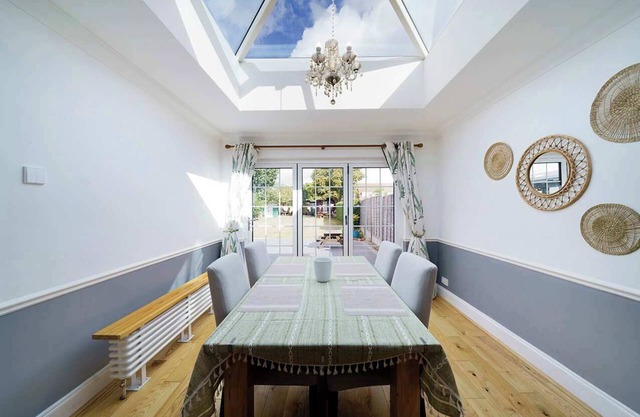 Charming 3-Bedroom Bungalow in London