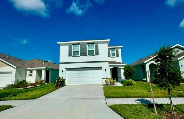 Charming 3-bedroom new house in Wesley Chapel with WiFi, AC