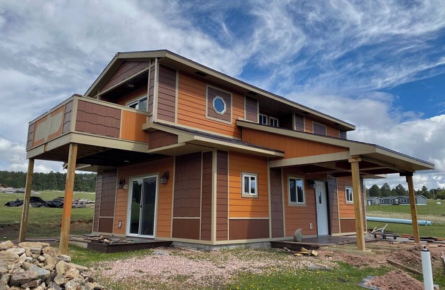 Charming 3-bedroom cabin in delightful Custer with views of Black Elk Peak!