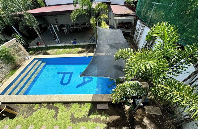 Charming 3-bedroom fully AC small villa w/pool, gazebo and garden in Santa Rosa.