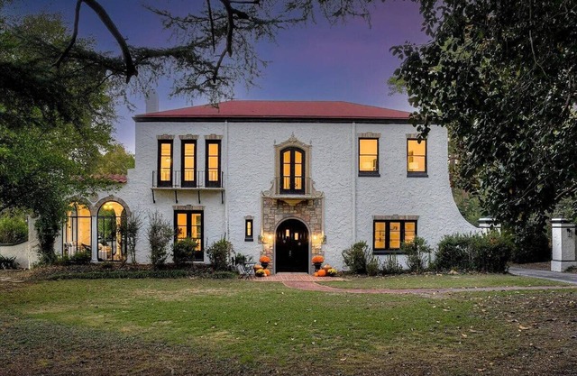 Charming 3-bedroom house 1.5 miles from Augusta National