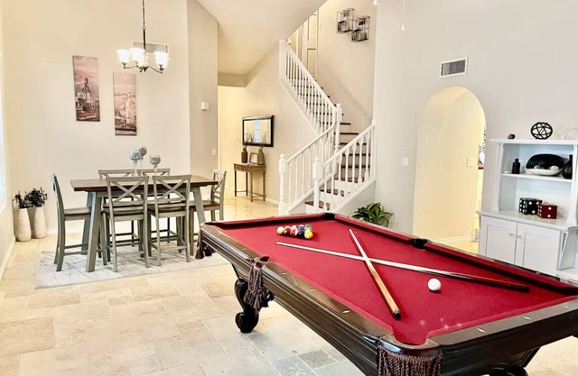 Charming 3-bedroom house in Gilbert by beautiful lakes with AC