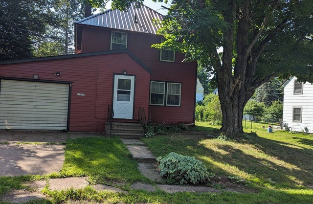 Charming 3-bedroom house with AC and WiFi in wonderful Ramsay