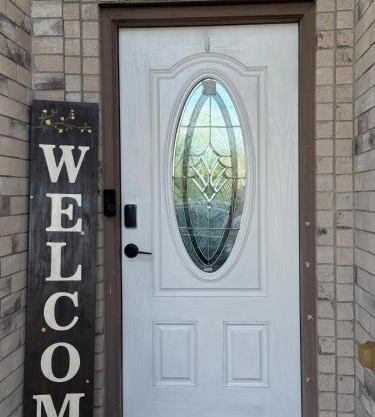 Charming 3-Bedroom Retreat in Prime Neighborhood