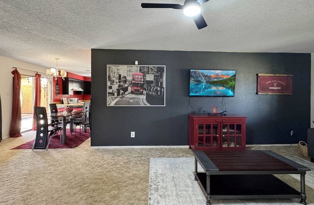 Charming 3-bedroom Texas Tech house with AC and fitness room in Lubbock