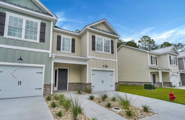 Charming 3-bedroom townhome with AC, WiFi in fabulous Rincon.