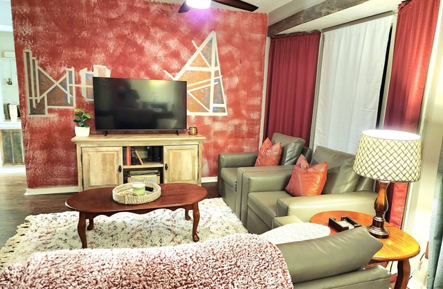 "Charming 3-Bedroom Home with Private Gym in Prime Neighborhood!"