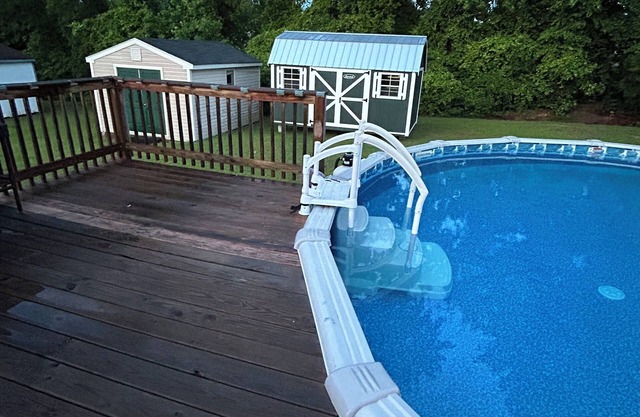 Charming 3-bedroom house with WiFi, AC in awesome Rocky Mount