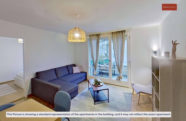 Charming 3BR Retreat, Direct Trams to City
