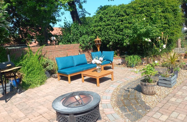 Charming 4-bed Victorian House in Retford