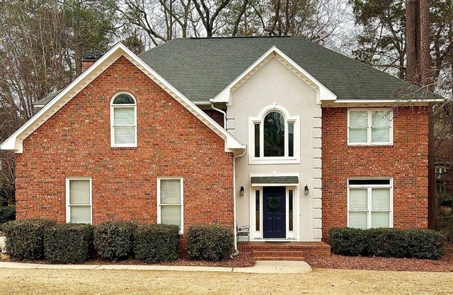 Charming 4-bedroom house close to the Master's in Martinez, GA!
