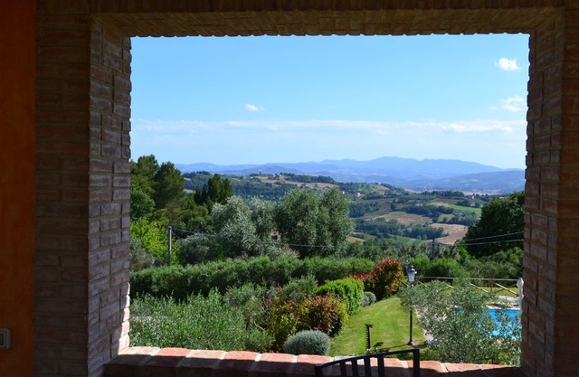 Charming 5 bedroom Villa in Collazzone (Q2131)