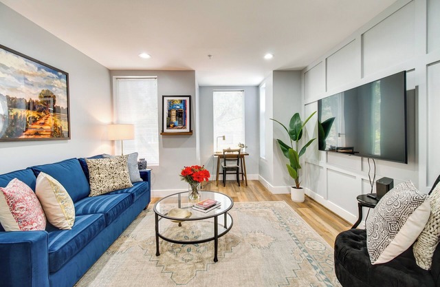 Charming Alexandria Vacation Rental in Old Town!