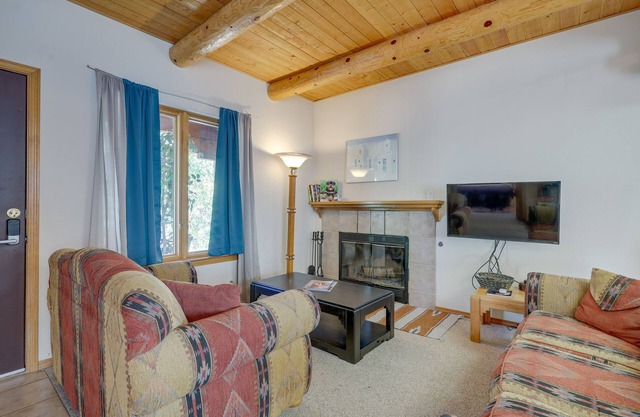 Charming Amalia Retreat w/Fireplace & Grill!