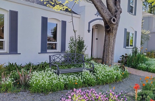 Charming and spacious 3-bd/2 ba home in peaceful historic Stockton neighborhood